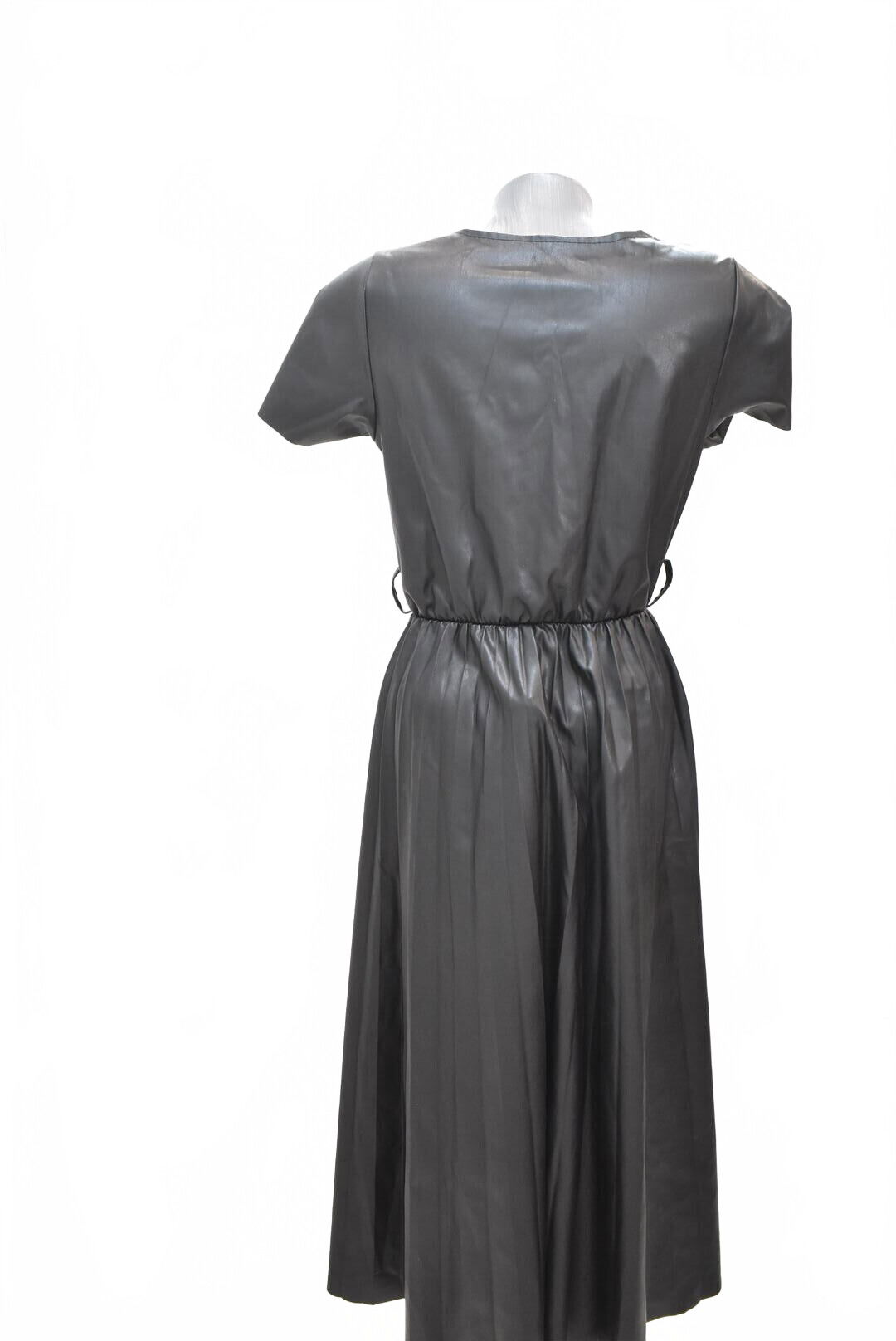 Dámske šaty Genesis, farba čierna, veľkosť M