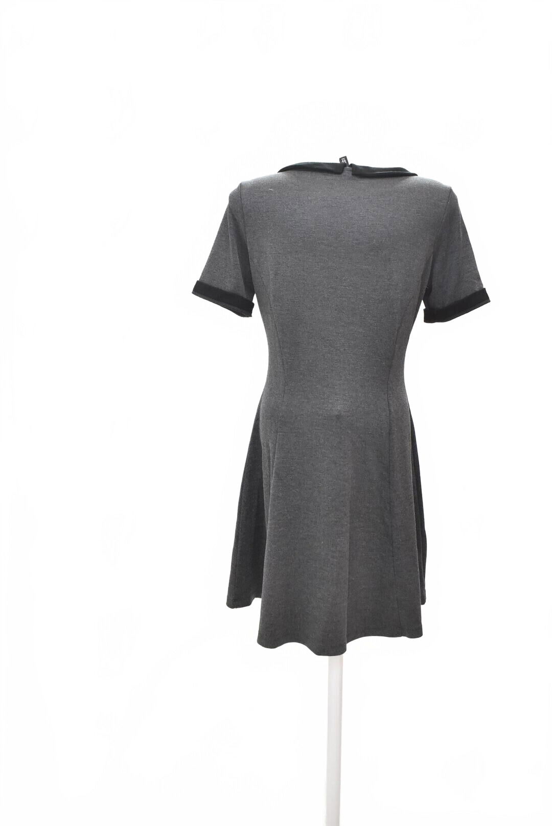 Dámske šaty H&M, farba sivá, veľkosť M