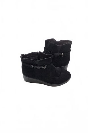 Dámské zimní boty Genesis, barva černá, velikost 38