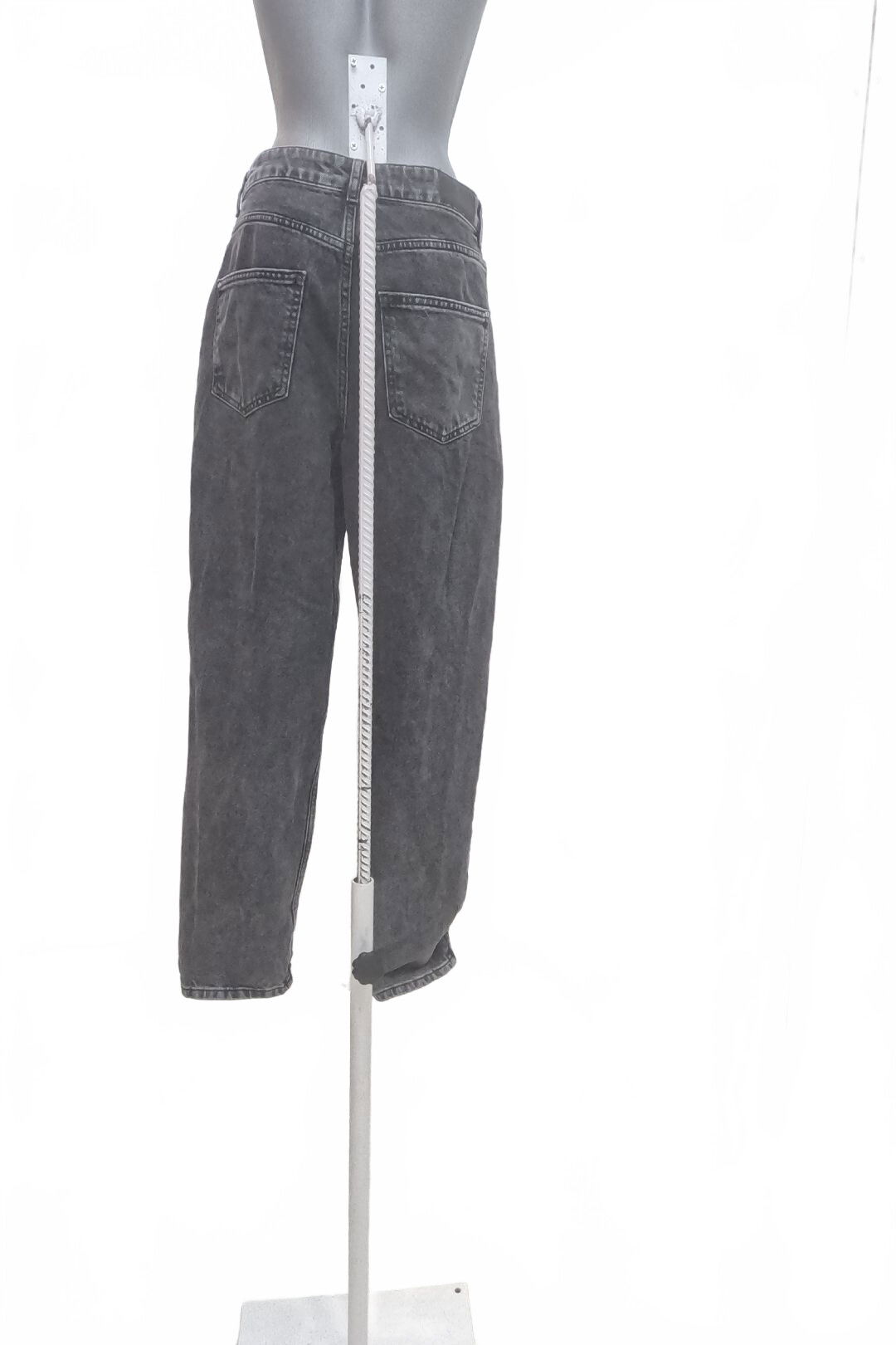 Dámske nohavice Mohito, farba čierna, veľkosť 38