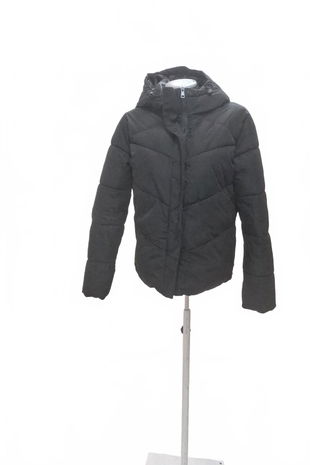 Dámska zimná bunda Cropp, farba čierna, veľkosť S